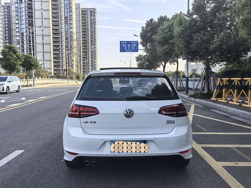 Volkswagen golf