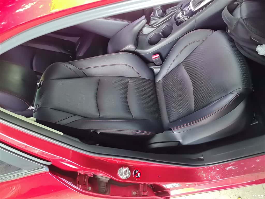 Mazda Mazda3, 2016 17