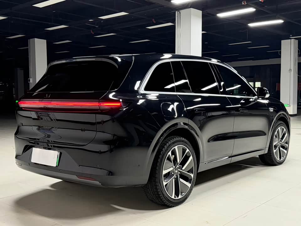 Li Auto Ideal L6