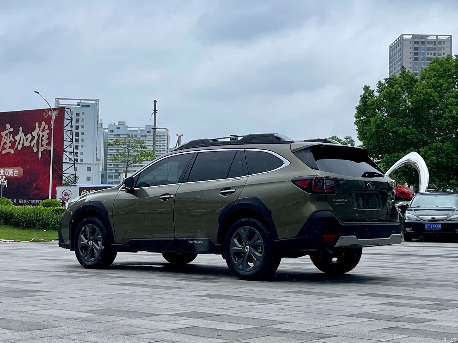 Subaru Outback, 2023 все фото