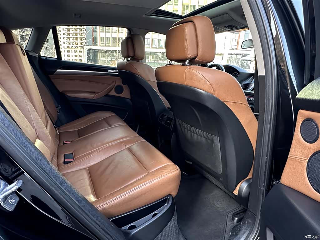 BMW X6, 2014 9