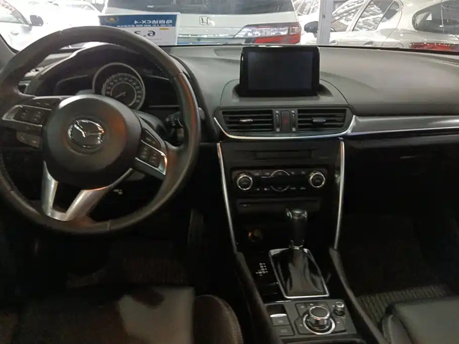 Mazda CX-4