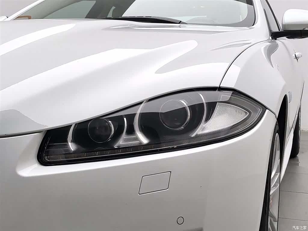 Jaguar XF, 2014 7