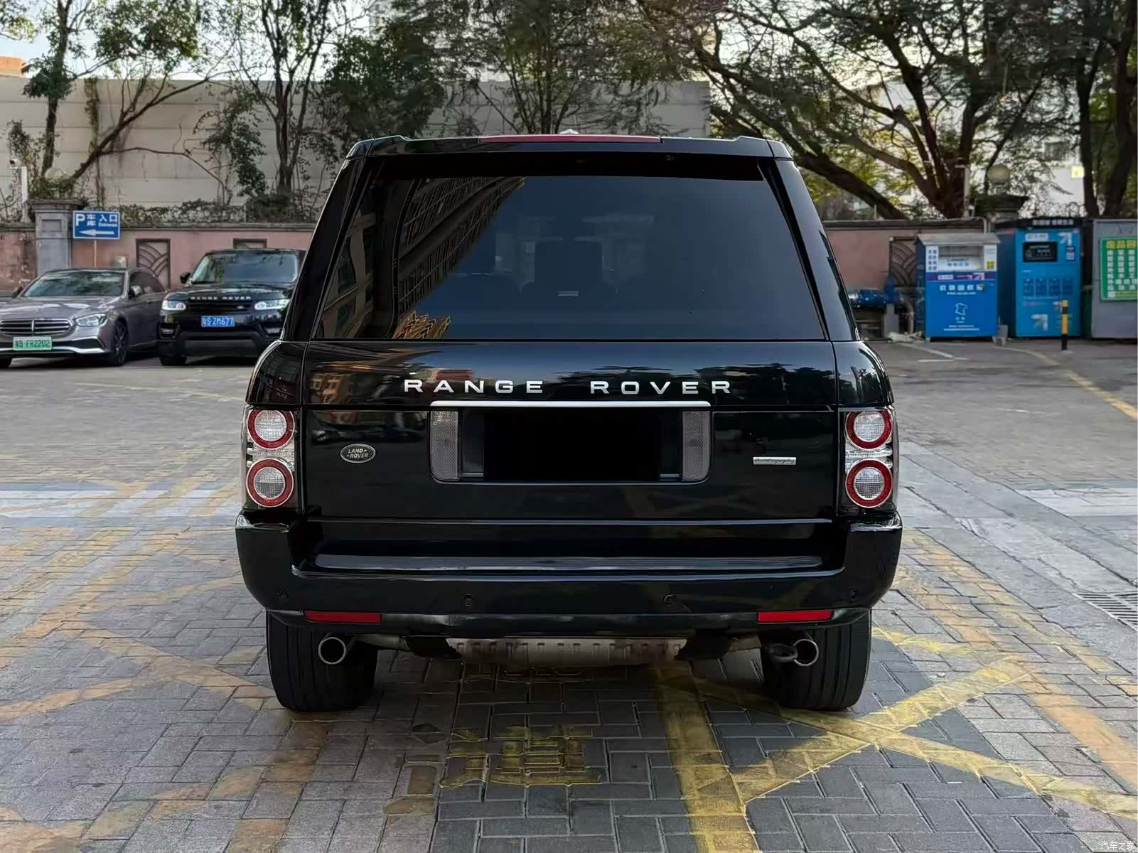 Land Rover Range Rover, 2011 10