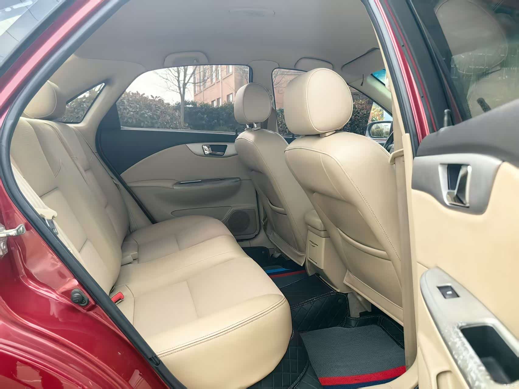 Buick 1.6LX-AT, 2012 16