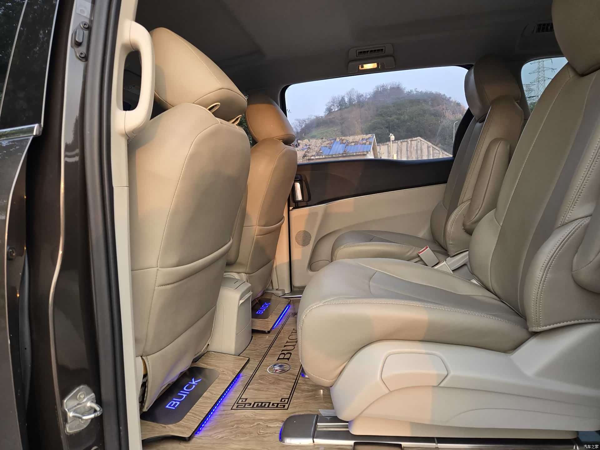 Buick GL8, 2022 все фото