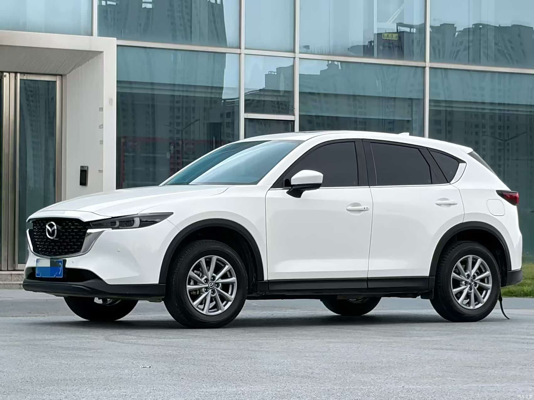 Mazda CX-5, 2024 1