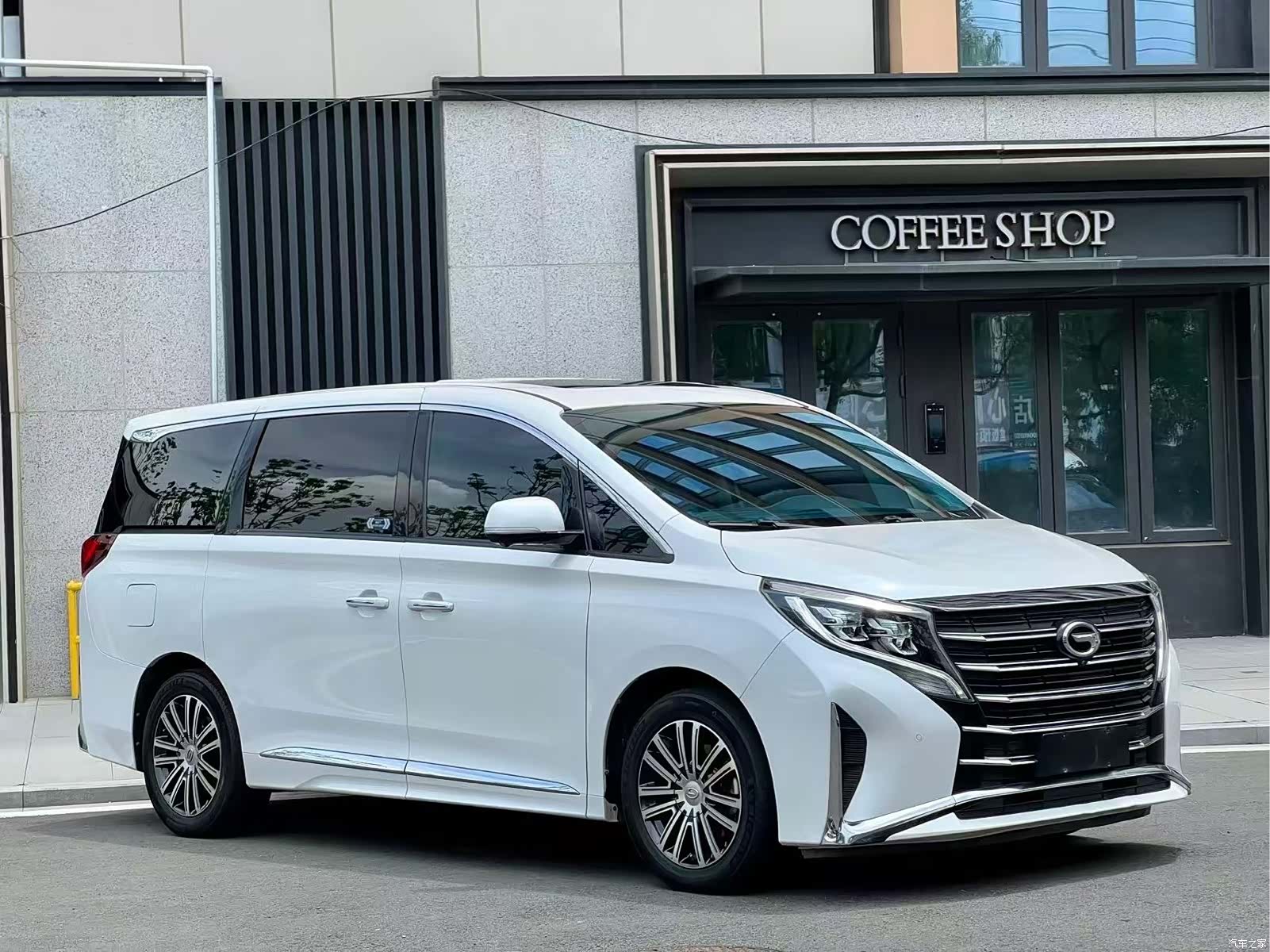 Trumpchi M8, 2021 3