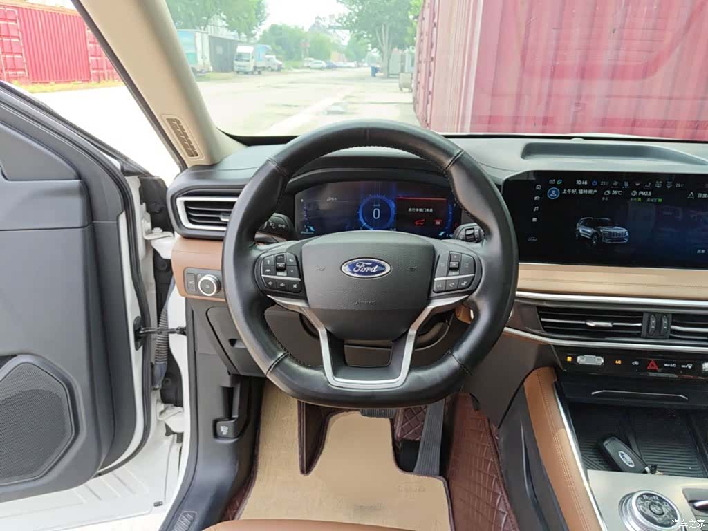 Ford Explorer, 2023 11