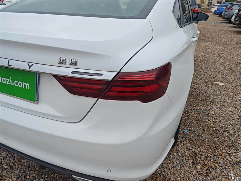 Geely Binray, 2021 8