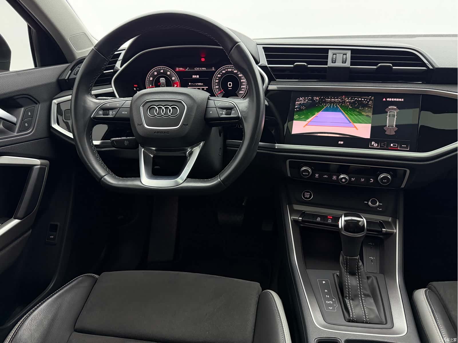 Audi Q3, 2022 15