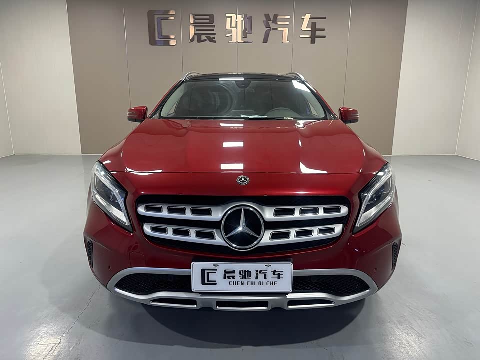 Mercedes-Benz GLA