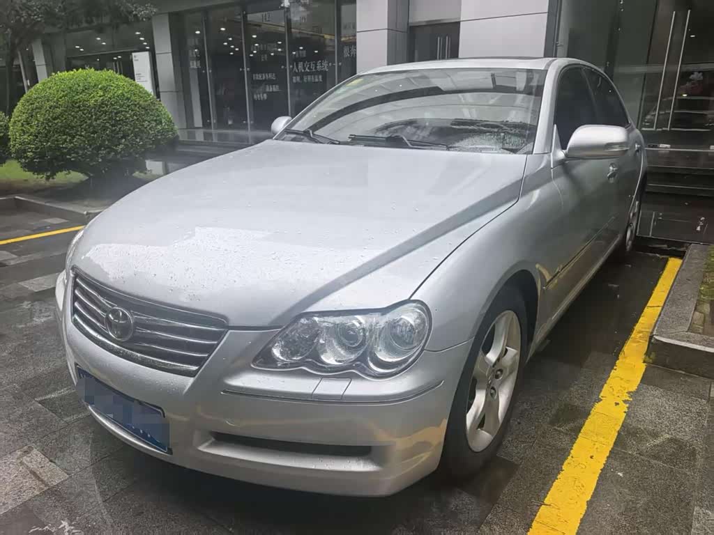 Toyota Reiz