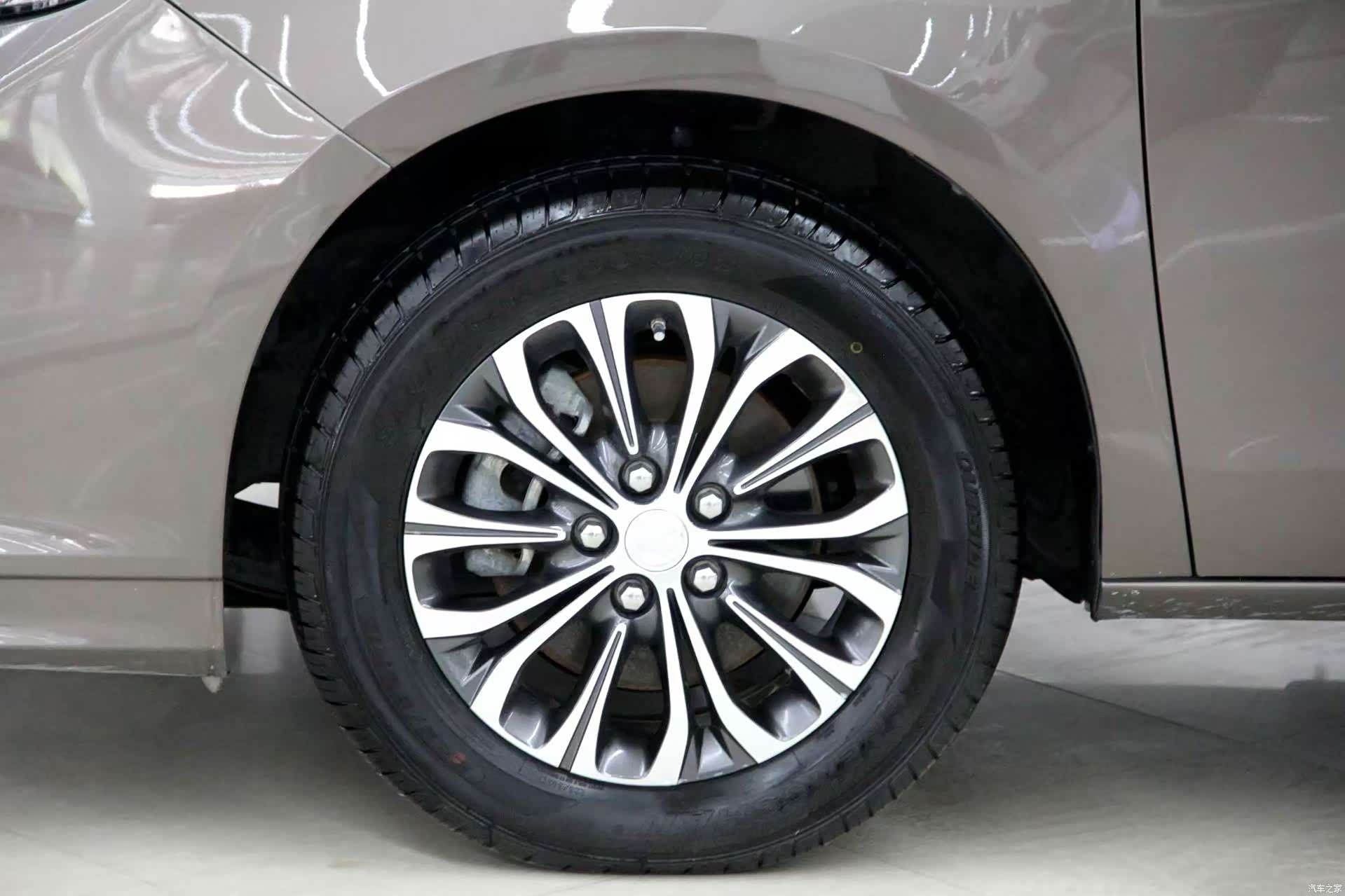 Buick GL8, 2022 18
