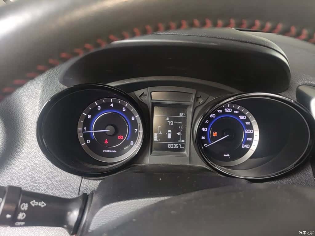 Changan CS15, 2017 12