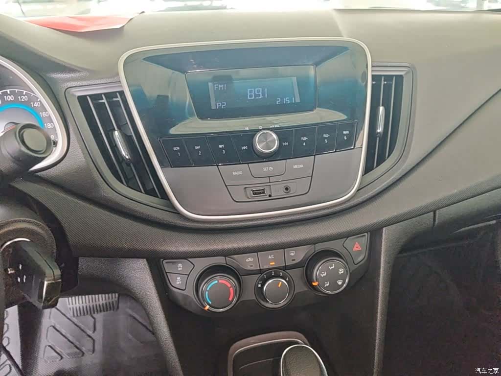 Chevrolet 320, 2018 13