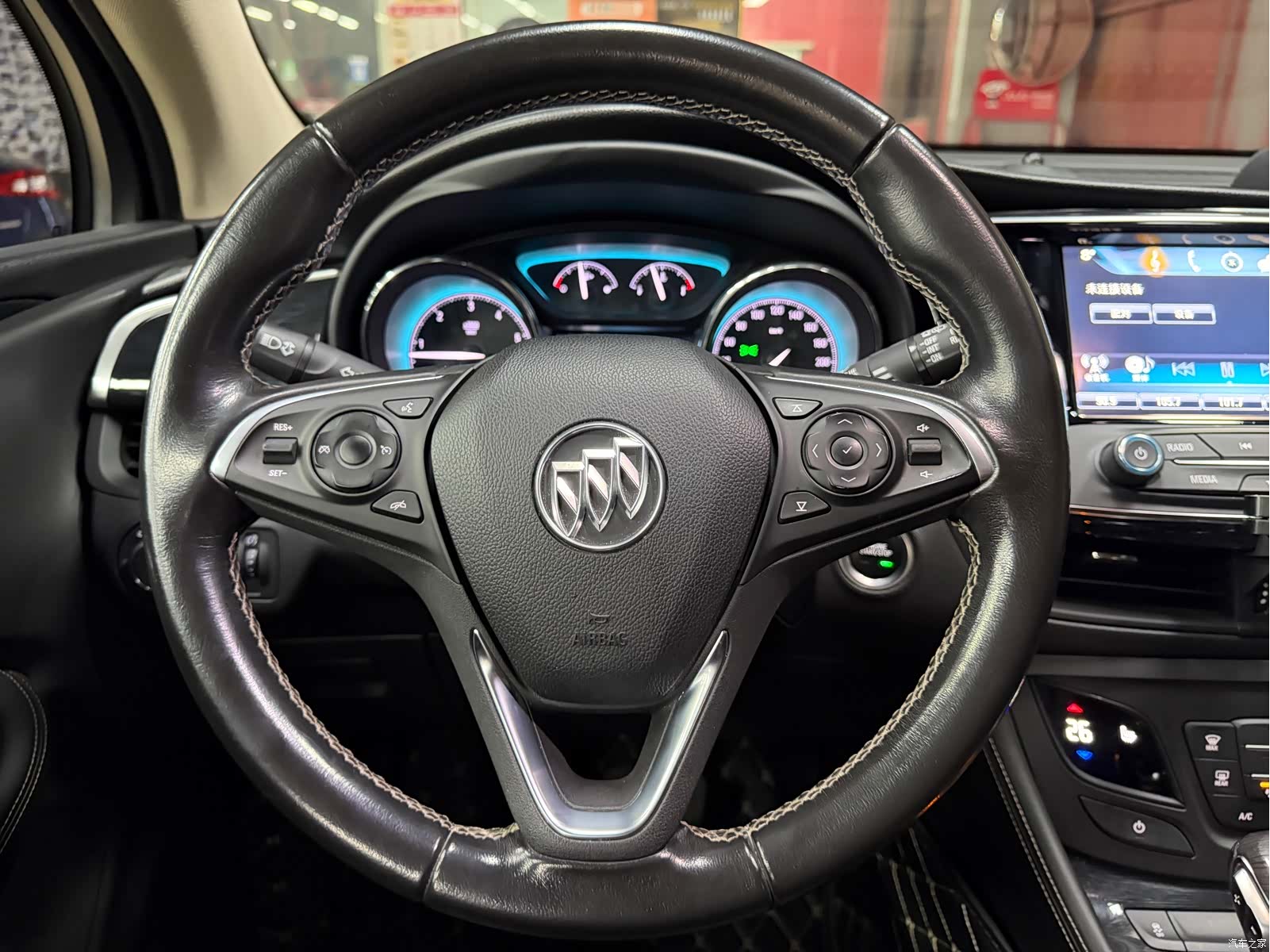Buick Envision Plus, 2017 10