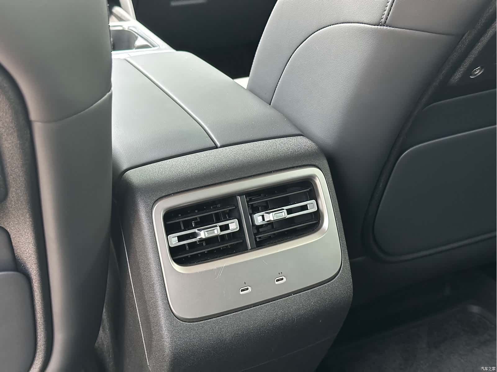 Chery V27, 2026 12