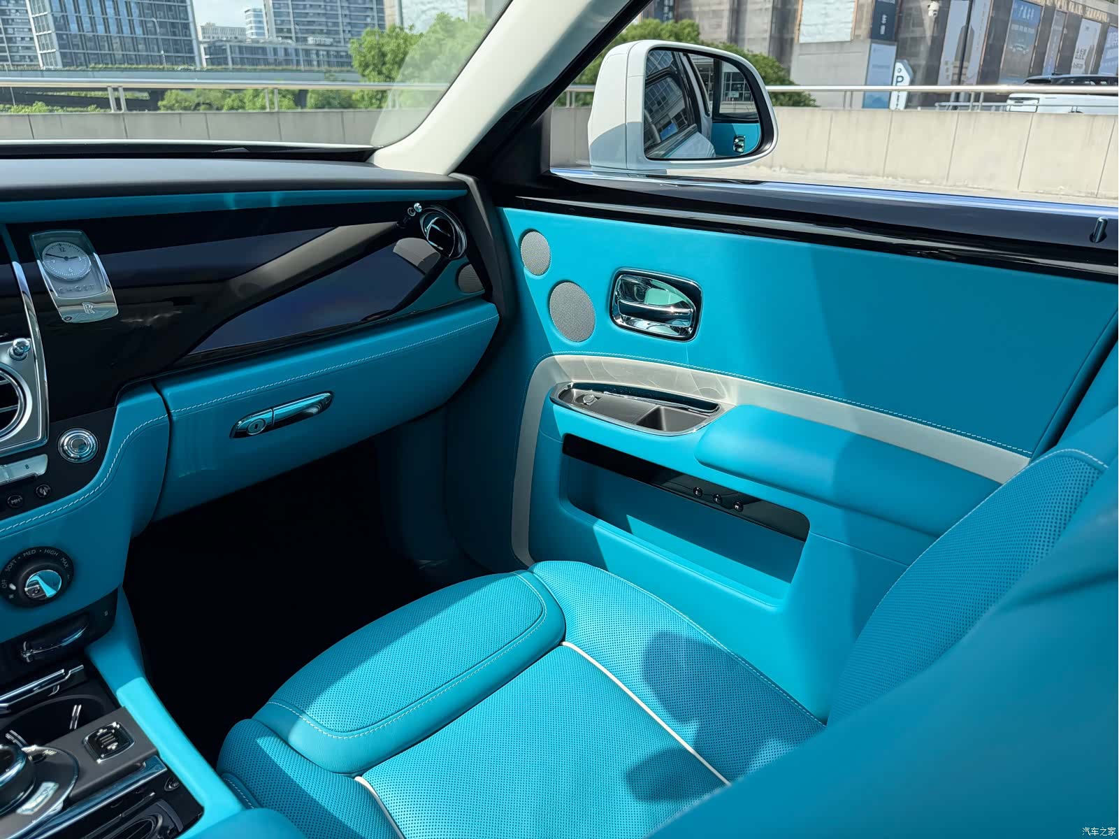 Rolls-Royce Ghost, 2020 16