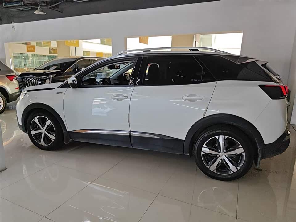 Peugeot 4008 Peugeot 4008