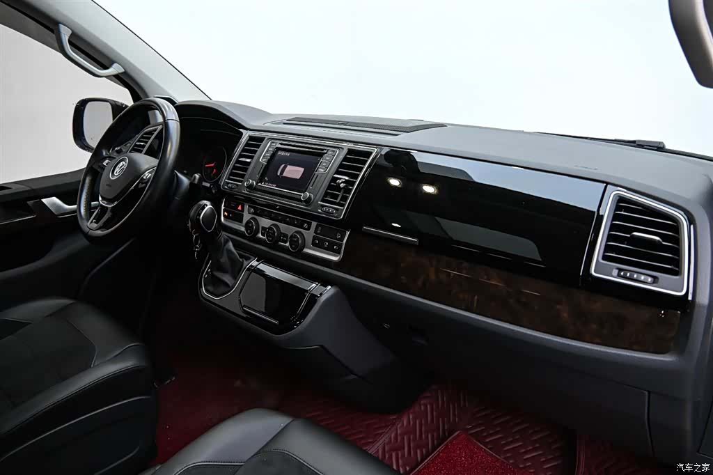 Volkswagen 7, 2020 12