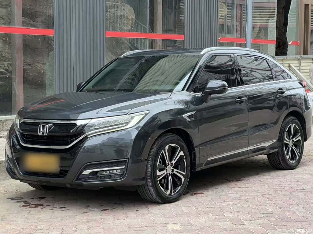 Honda UR-V, 2017 1
