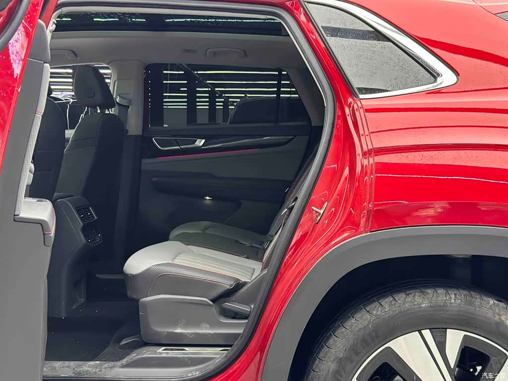 Volkswagen Teramont X, 2023 9