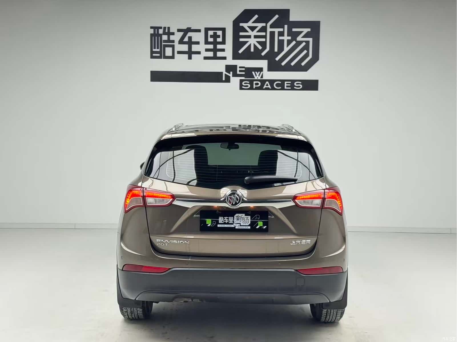 Buick Envision Plus, 2018 все фото