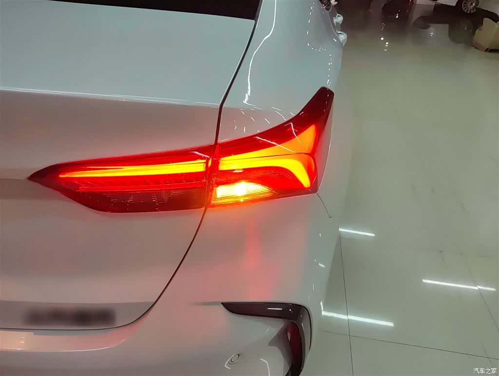Buick Verano, 2023 8