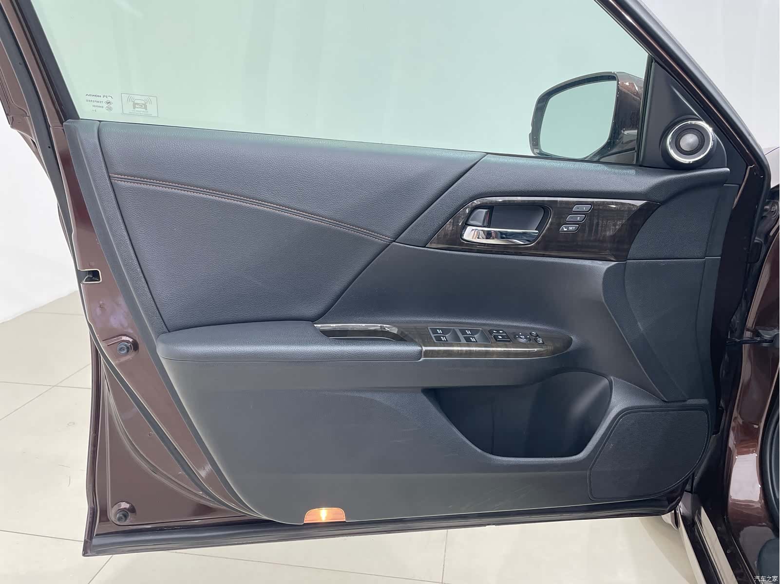 Honda Accord, 2015 11