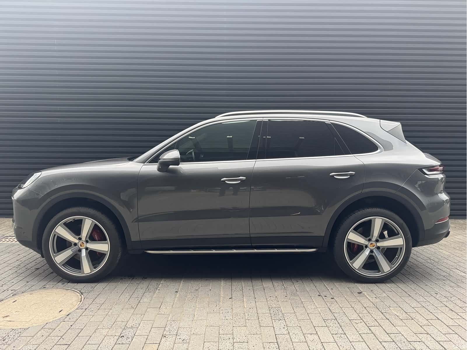 Porsche Cayenne, 2023 все фото
