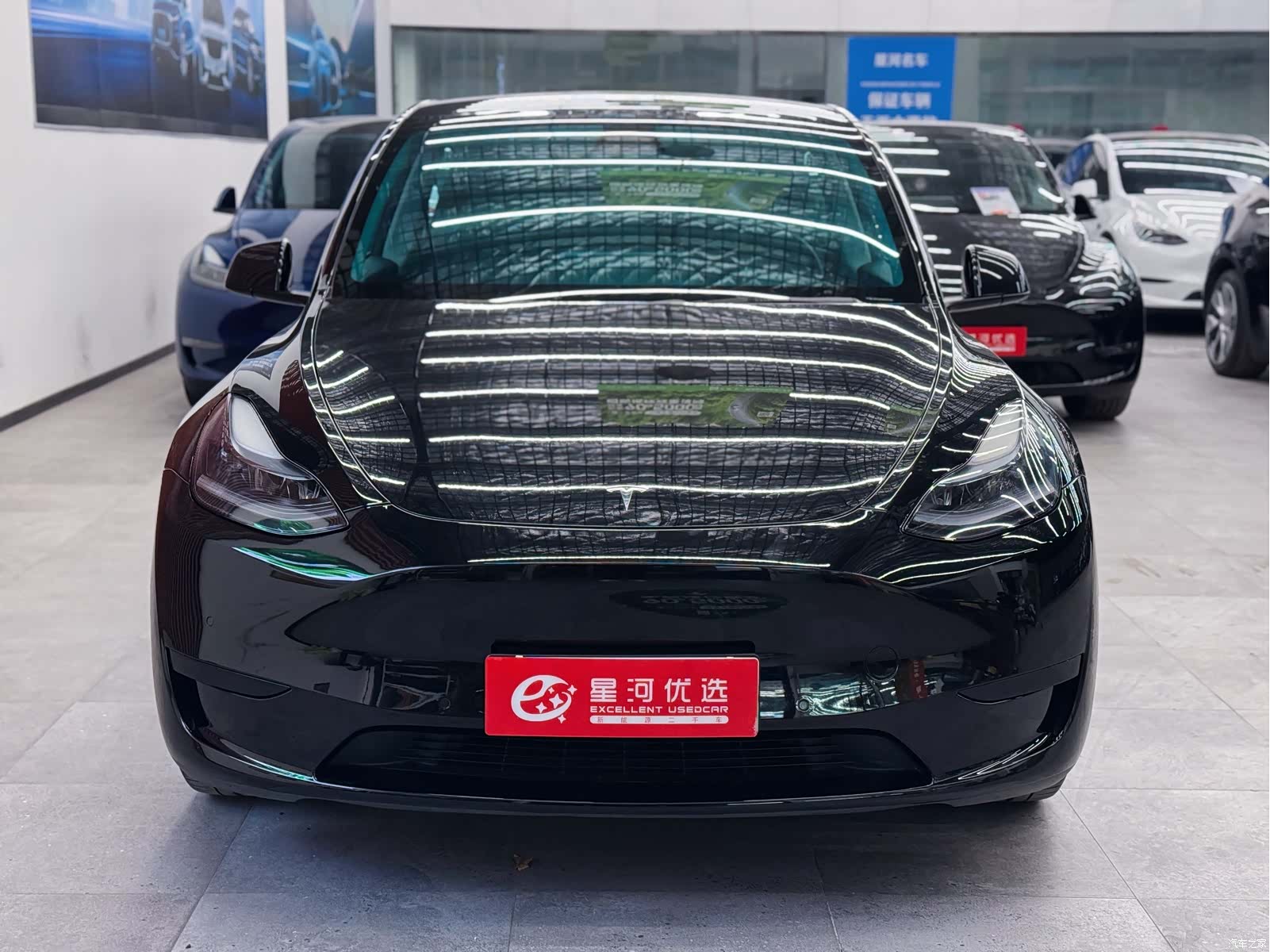Tesla Model Y, 2023 2