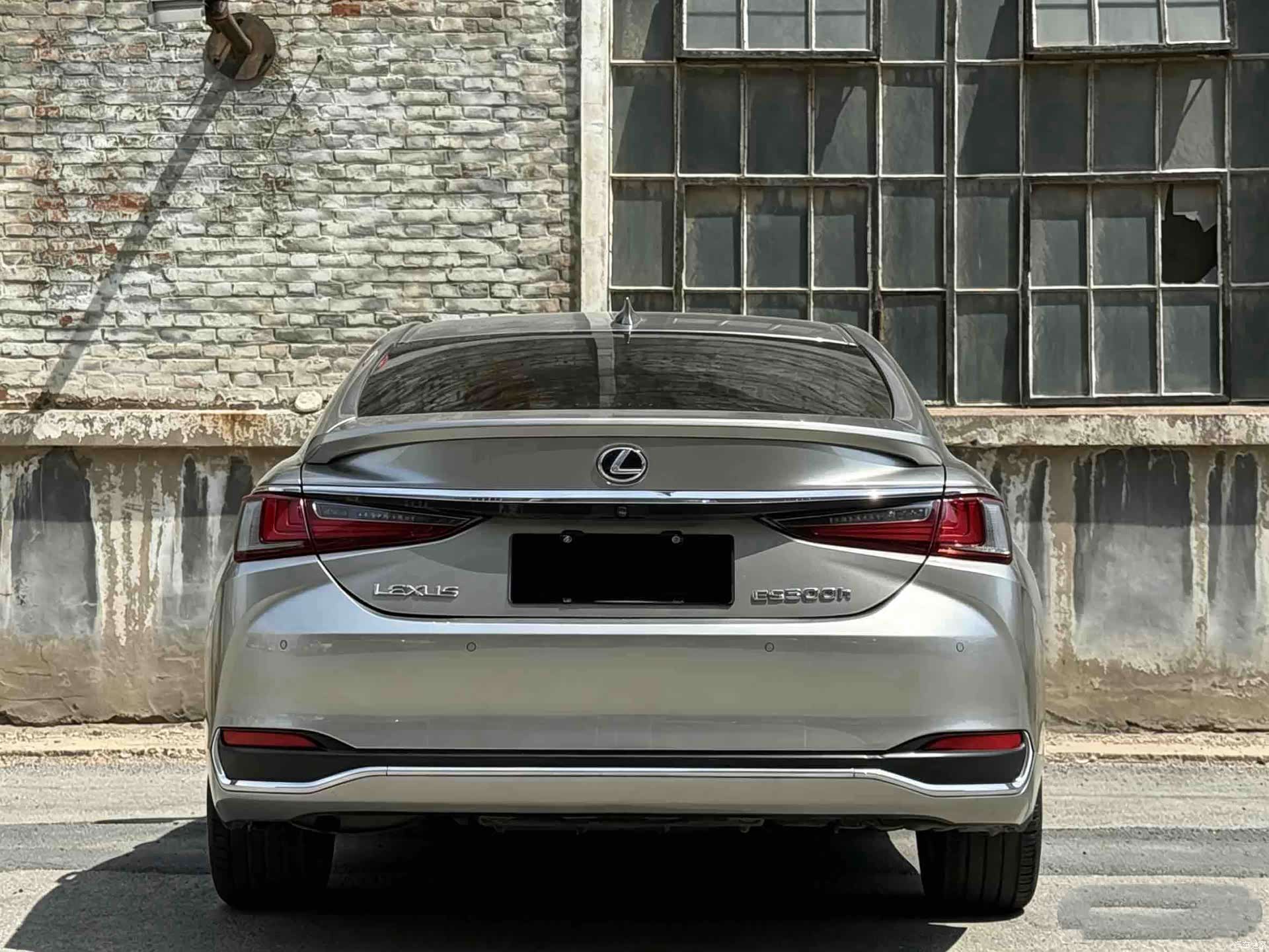 Lexus ES, 2019 20