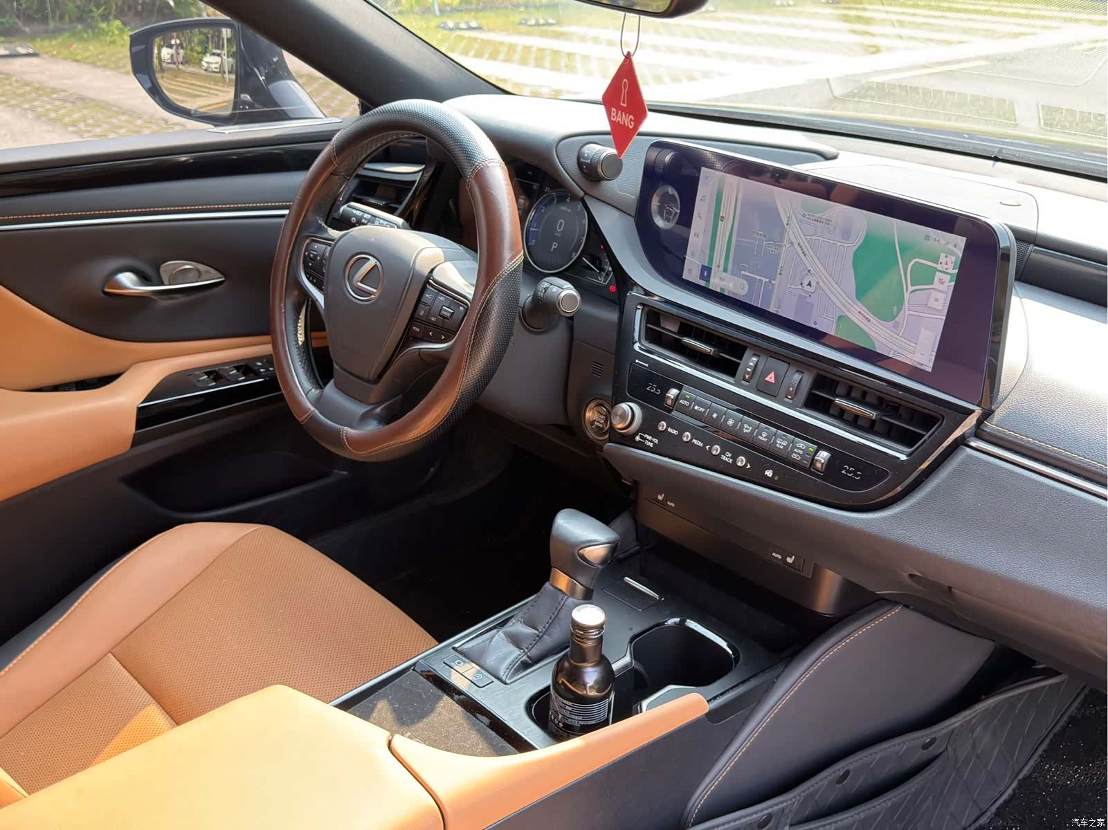 Lexus ES, 2023 15