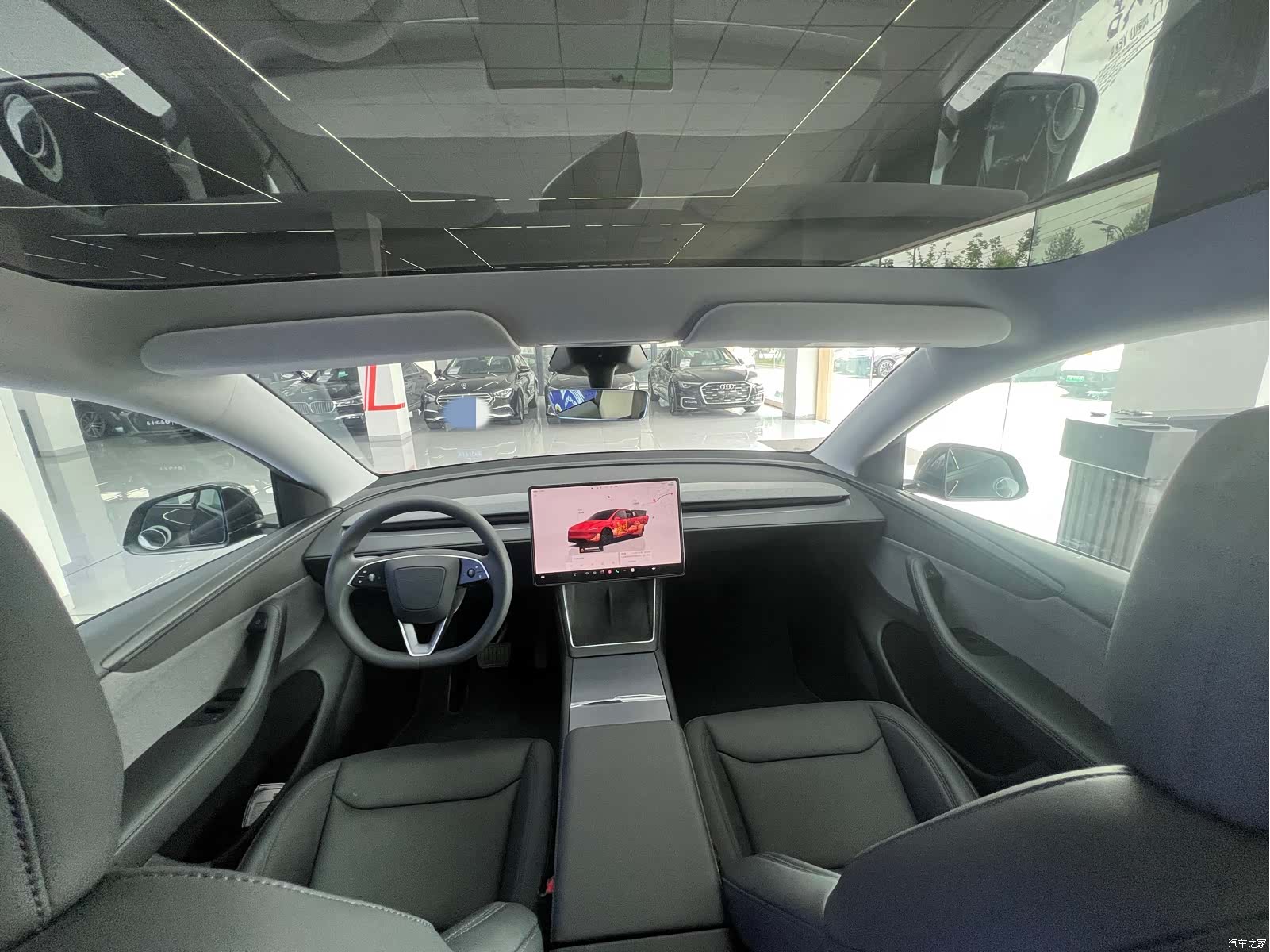 Tesla Model Y, 2025 6
