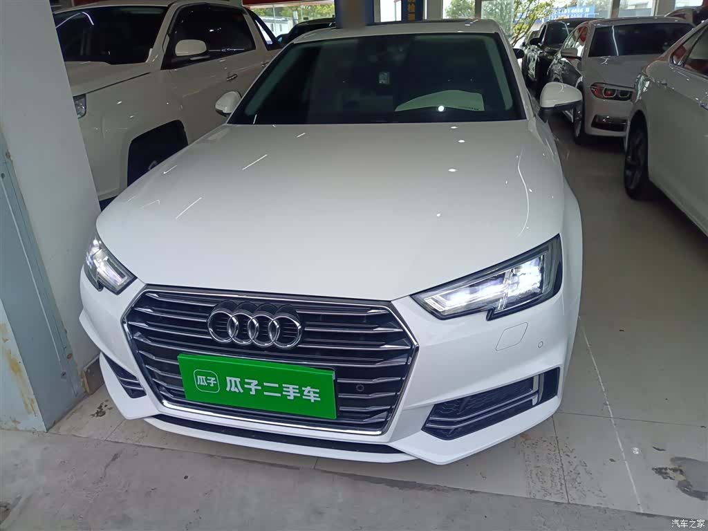 Audi A4L, 2019 3