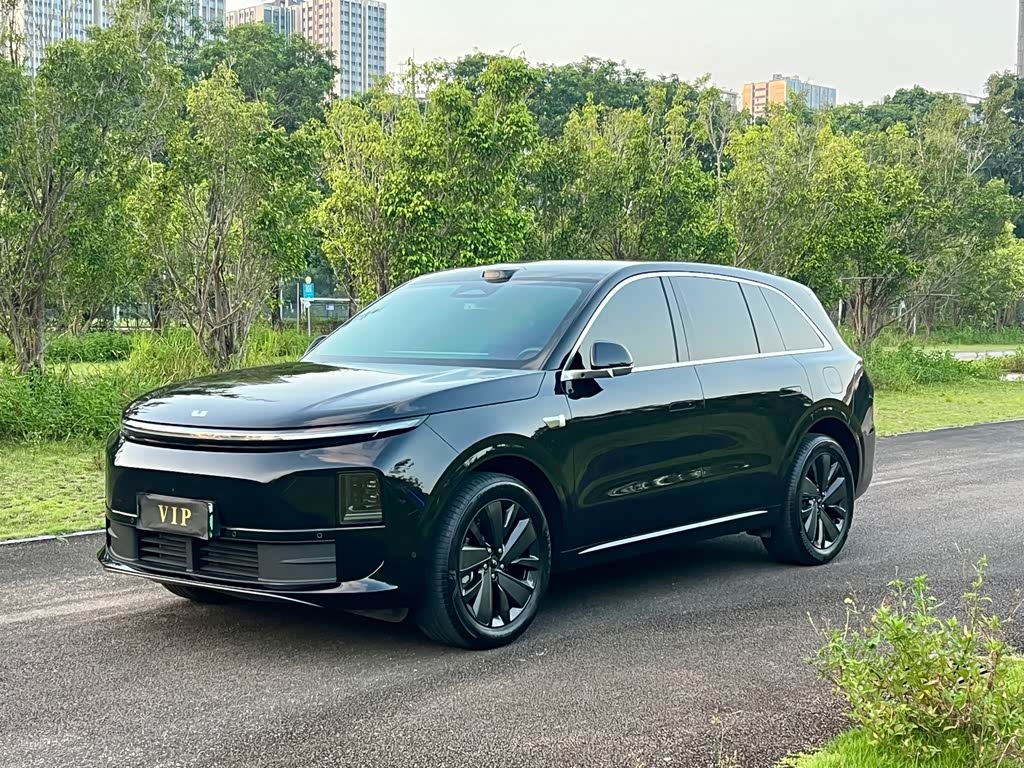 Li Auto L6