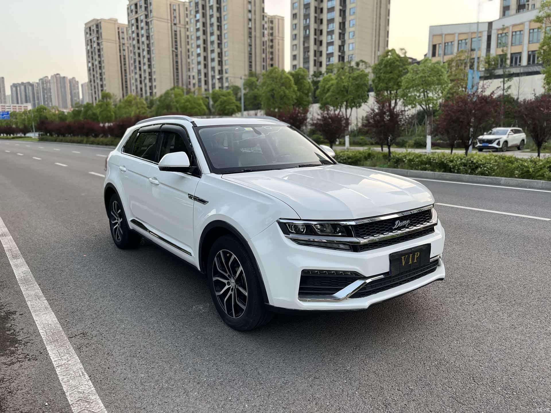 Zotye X7, 2017 8