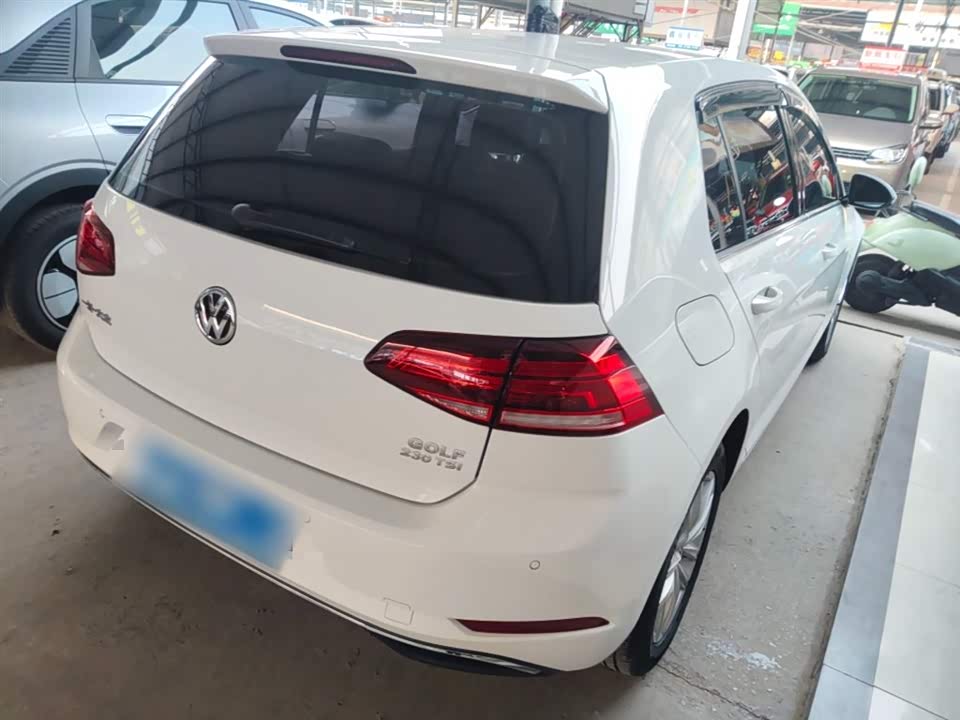 Volkswagen golf