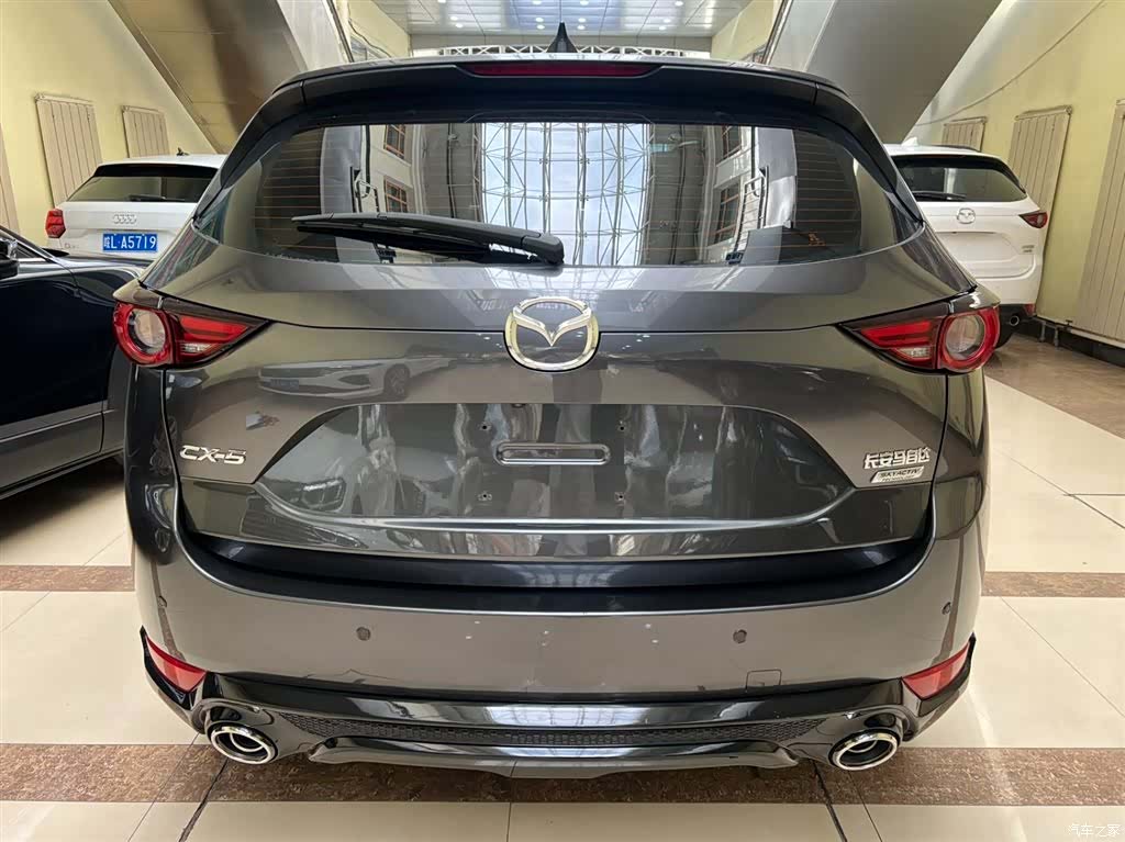 Mazda CX-5, 2021 все фото