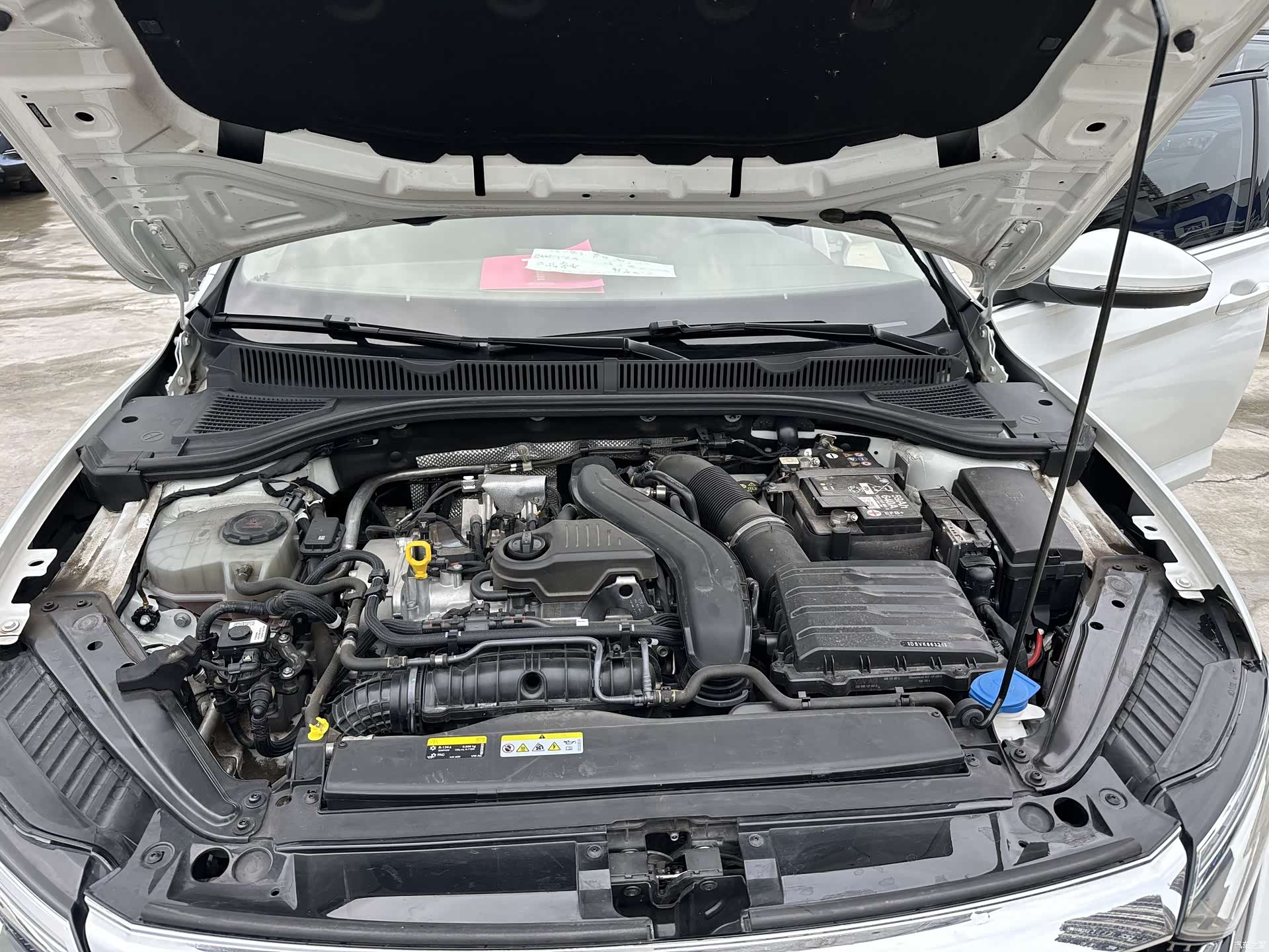 Volkswagen Sagitar, 2024 16