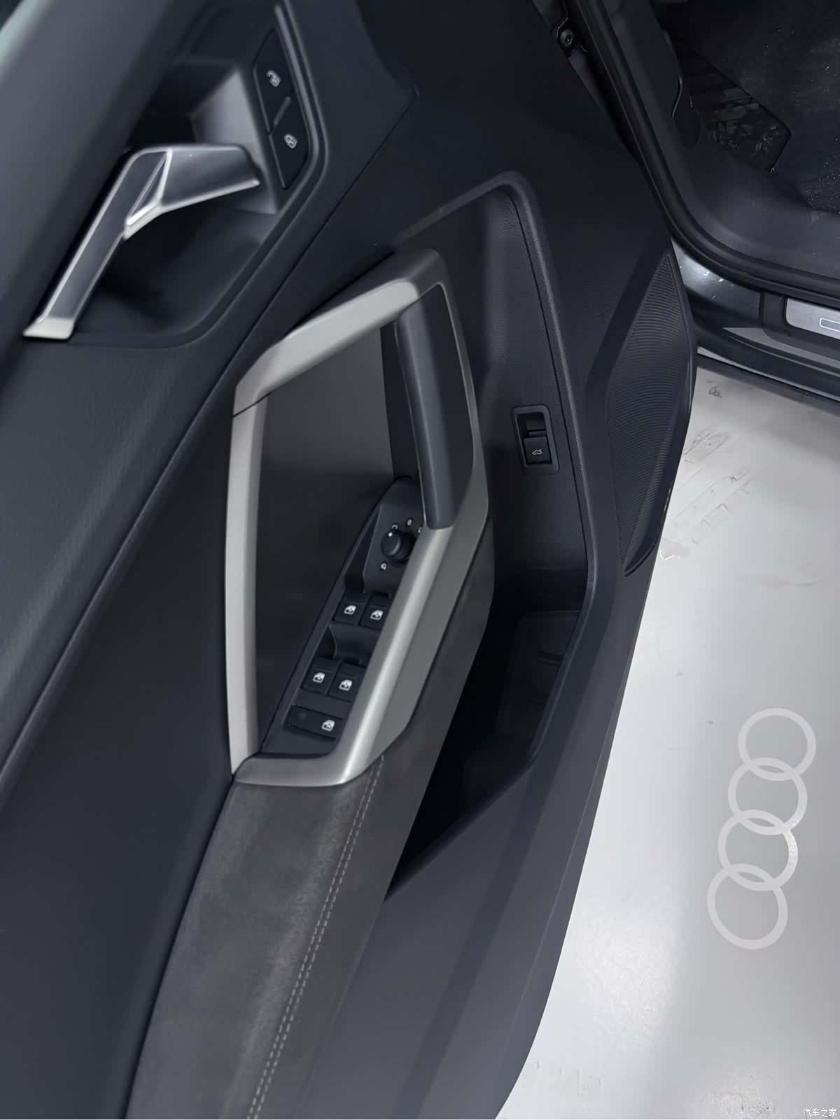 Audi Q3, 2022 13