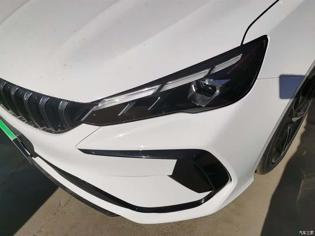 Geely Binray, 2026 24