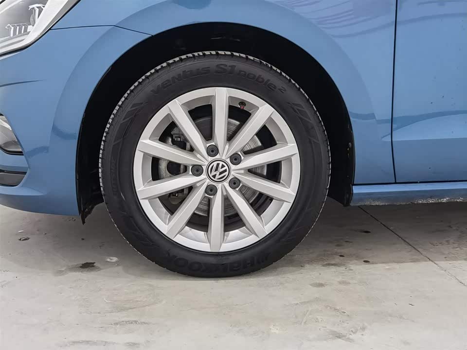 Volkswagen Golf*Jiayu