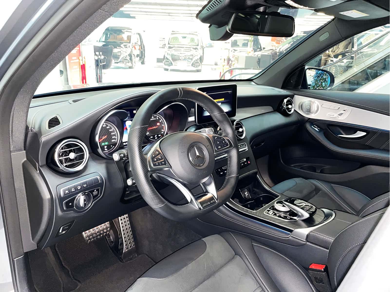 Mercedes-Benz GLC, 2020 12