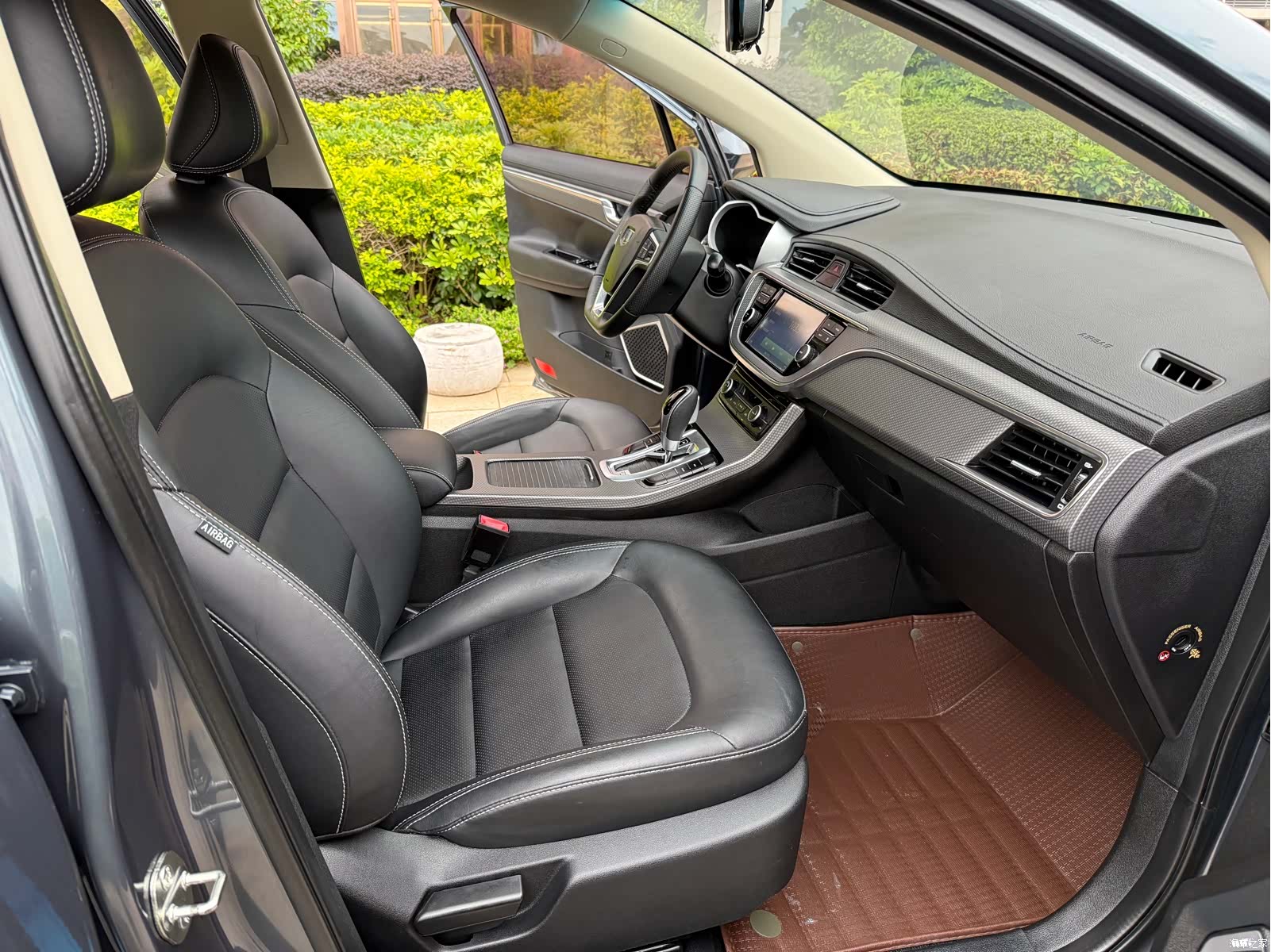 Geely Emgrand, 2018 8