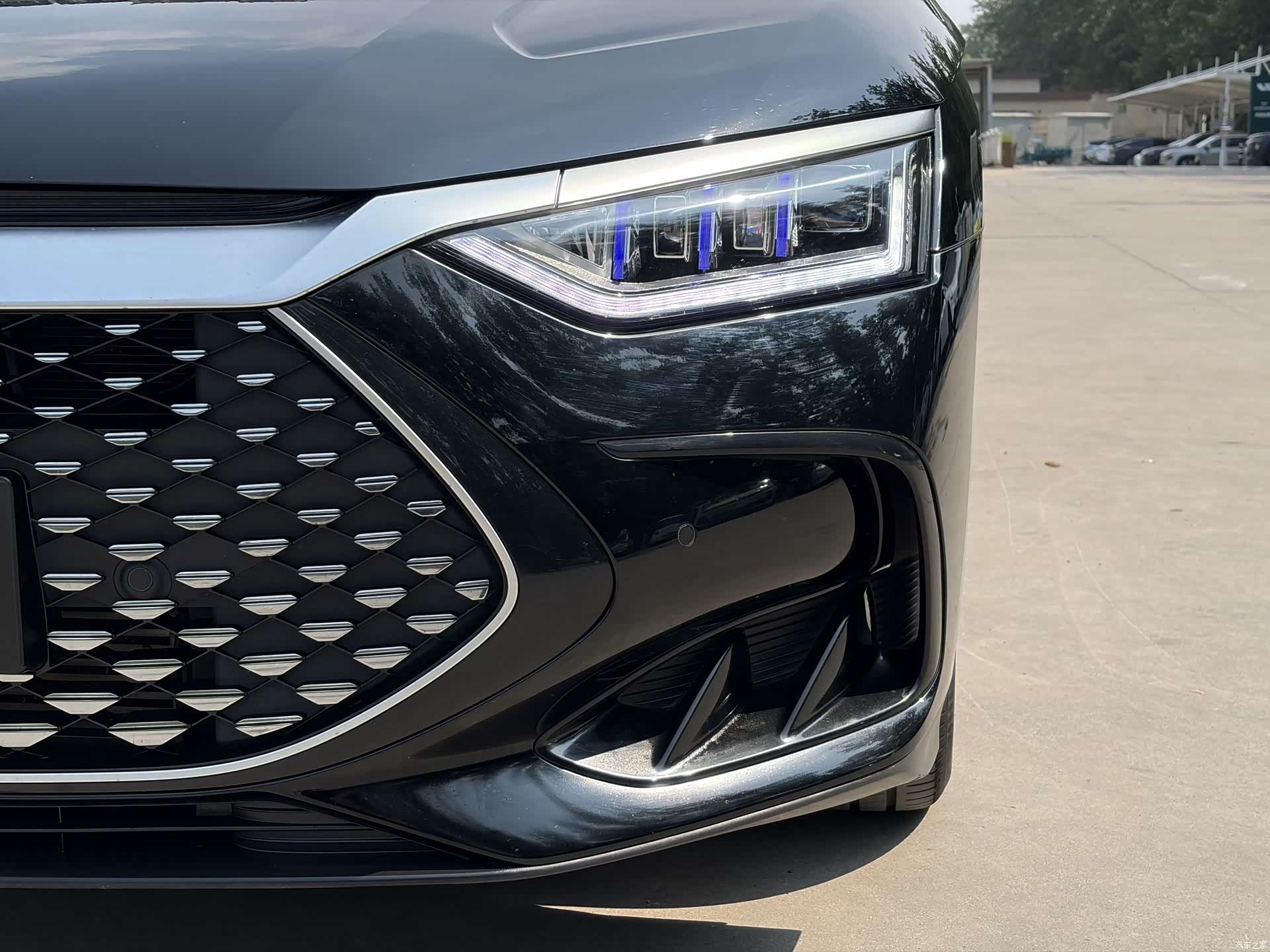 BYD Han, 2022 12