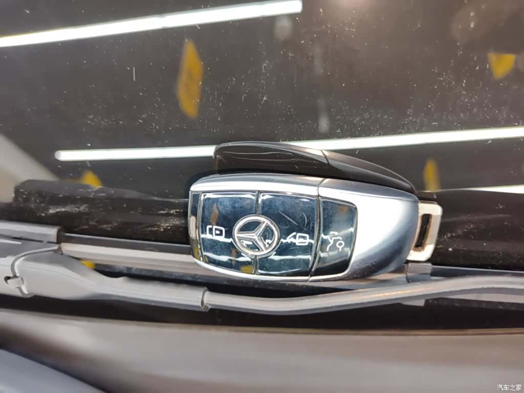 Mercedes-Benz E-Class, 2022 9