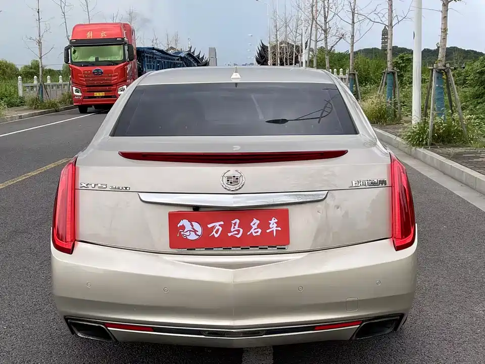 Cadillac XTS