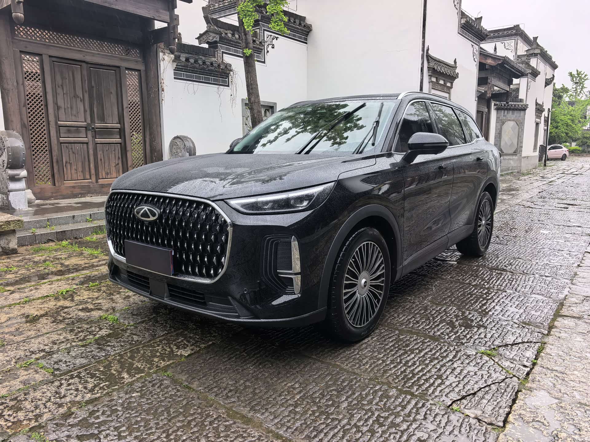 Chery Tiggo 8, 2025 1